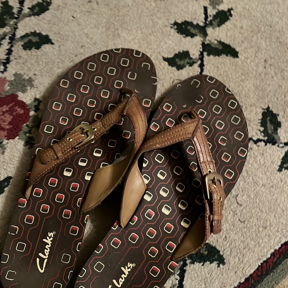 Clarks - Picture 5 of 5